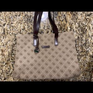 Dooney & Bourke Purse